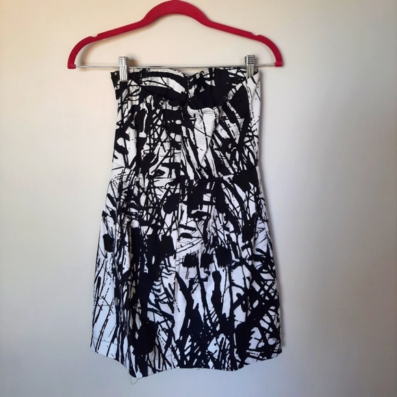 Forever 21 strapless mini - Picture 6 of 7